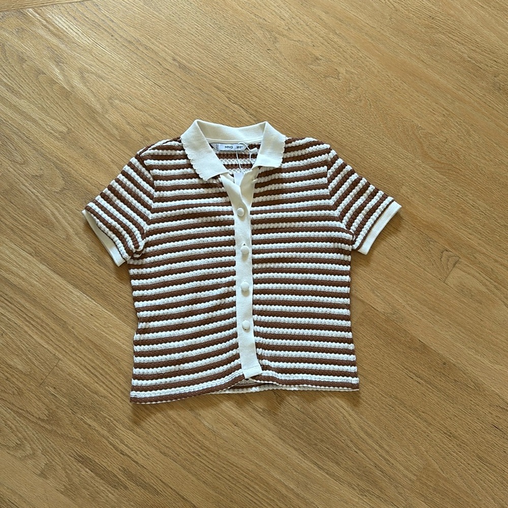 NWT MANGO TOP